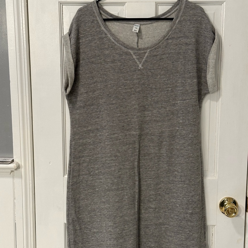 Old Navy French Terry short sleeve with cuff, gray dress…‎ Size large